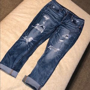 Distressed Tomgirl Jeans